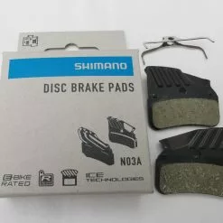Shimano Scheibenbremsbeläge N03A Mit Kühlrippen Y1XD98010