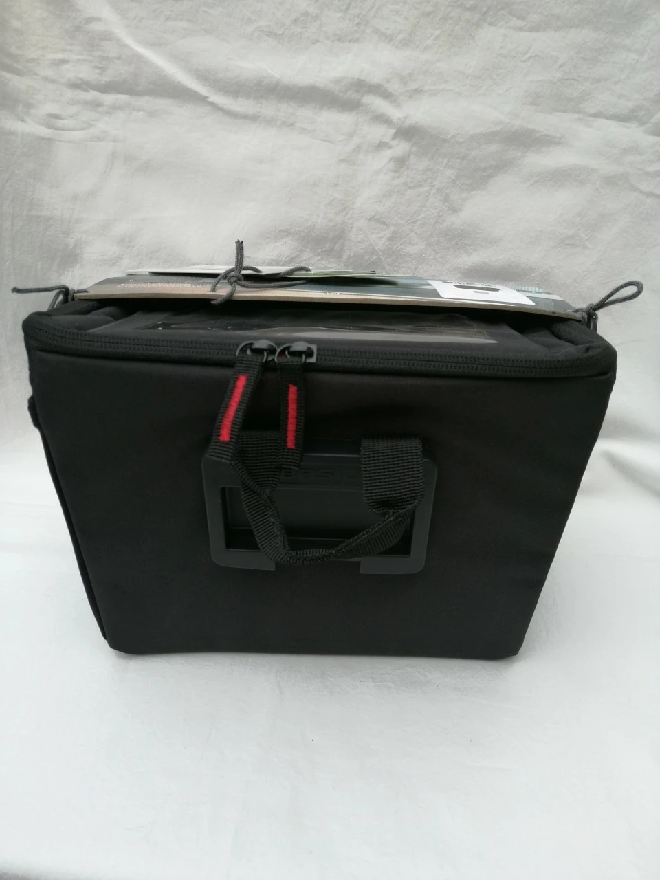 Basil Lenkertasche Sport Design 5 Basil Lenkertasche Sport Design – Bild 3