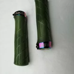 Ergon GE1 Evo Regular Oil Slick Fahrrad Lenker Griffe 7 Ergon GE1 Evo Regular Oil Slick Fahrrad Lenker Griffe -Cannondale ge1 oil gr n 1280x1280 1