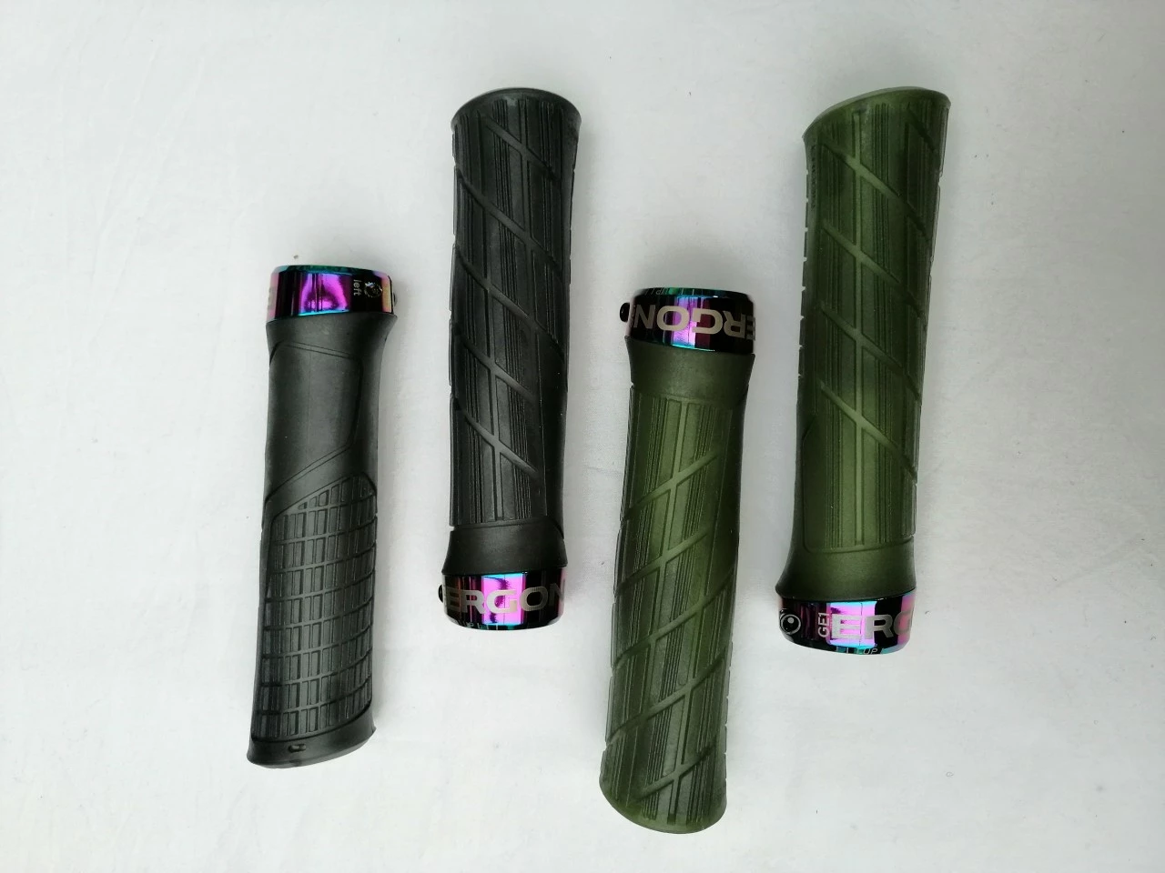 Ergon GE1 Evo Regular Oil Slick Fahrrad Lenker Griffe 3 Ergon GE1 Evo Regular Oil Slick Fahrrad Lenker Griffe